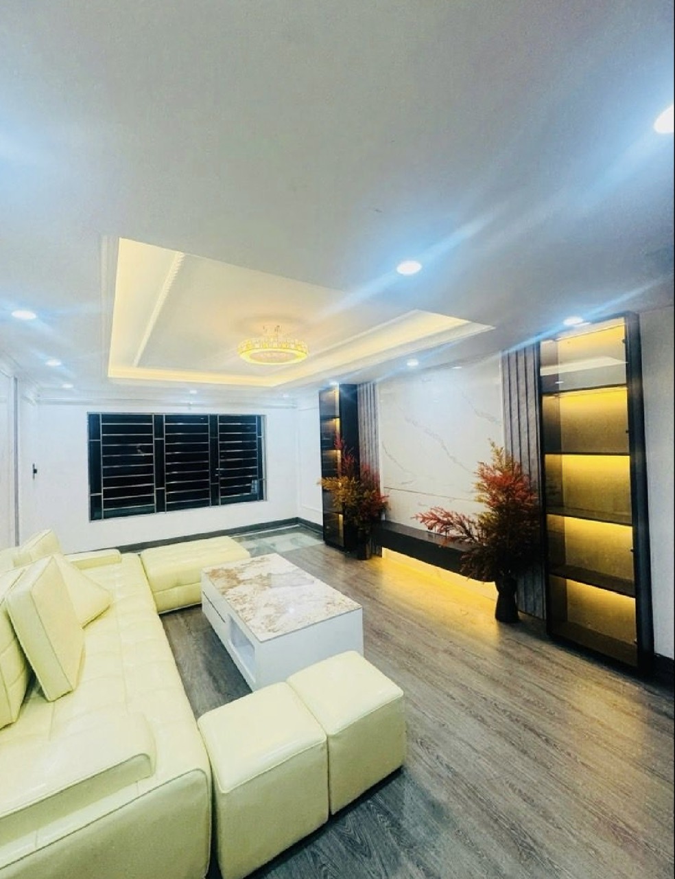 Hàng Hiếm. Chính chủ gửi bán căn nhà Khu đô thị Linh Đàm - Hoàng Mai - Hà Nội - Diện tích 40m2. Giá 8.tỷ